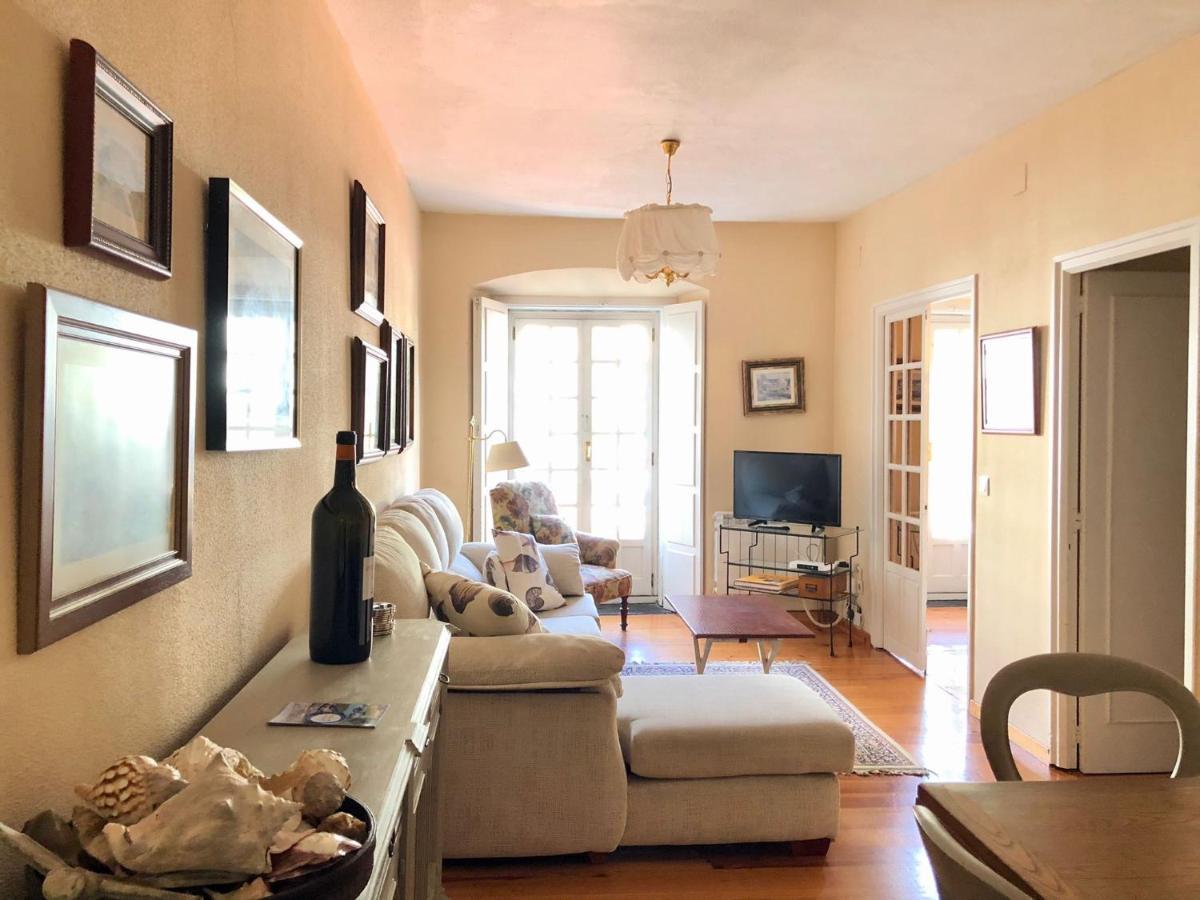 Apartamento El Parque Luarca Eksteriør billede