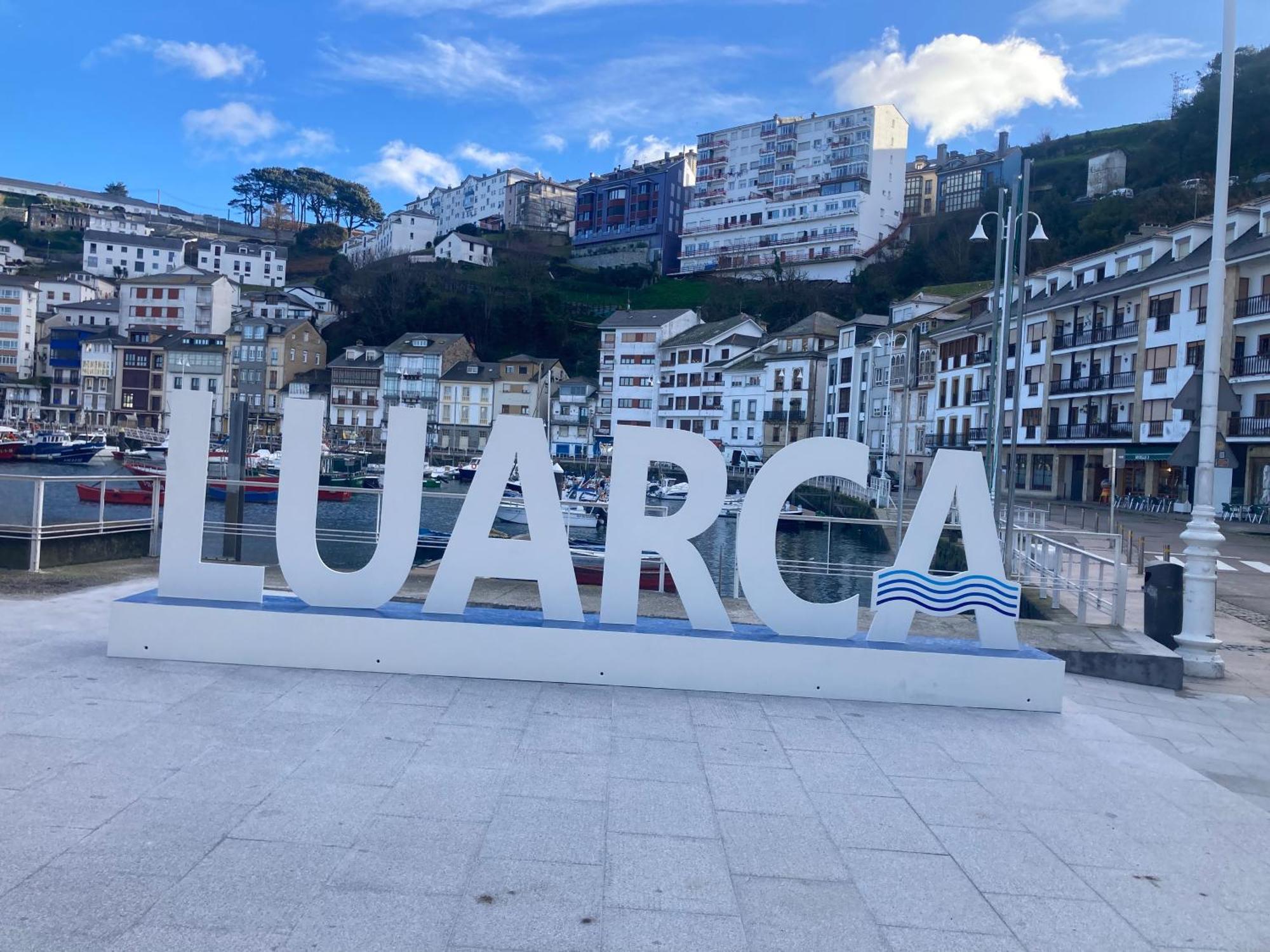 Apartamento El Parque Luarca Eksteriør billede